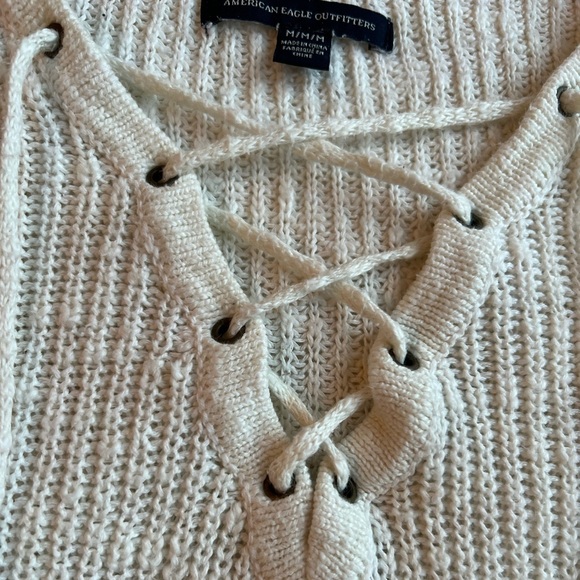 BUNDLE DEAL: Cream Lace Up American Eagle & Black Cold Shoulder H&M Sweaters - Picture 7 of 9